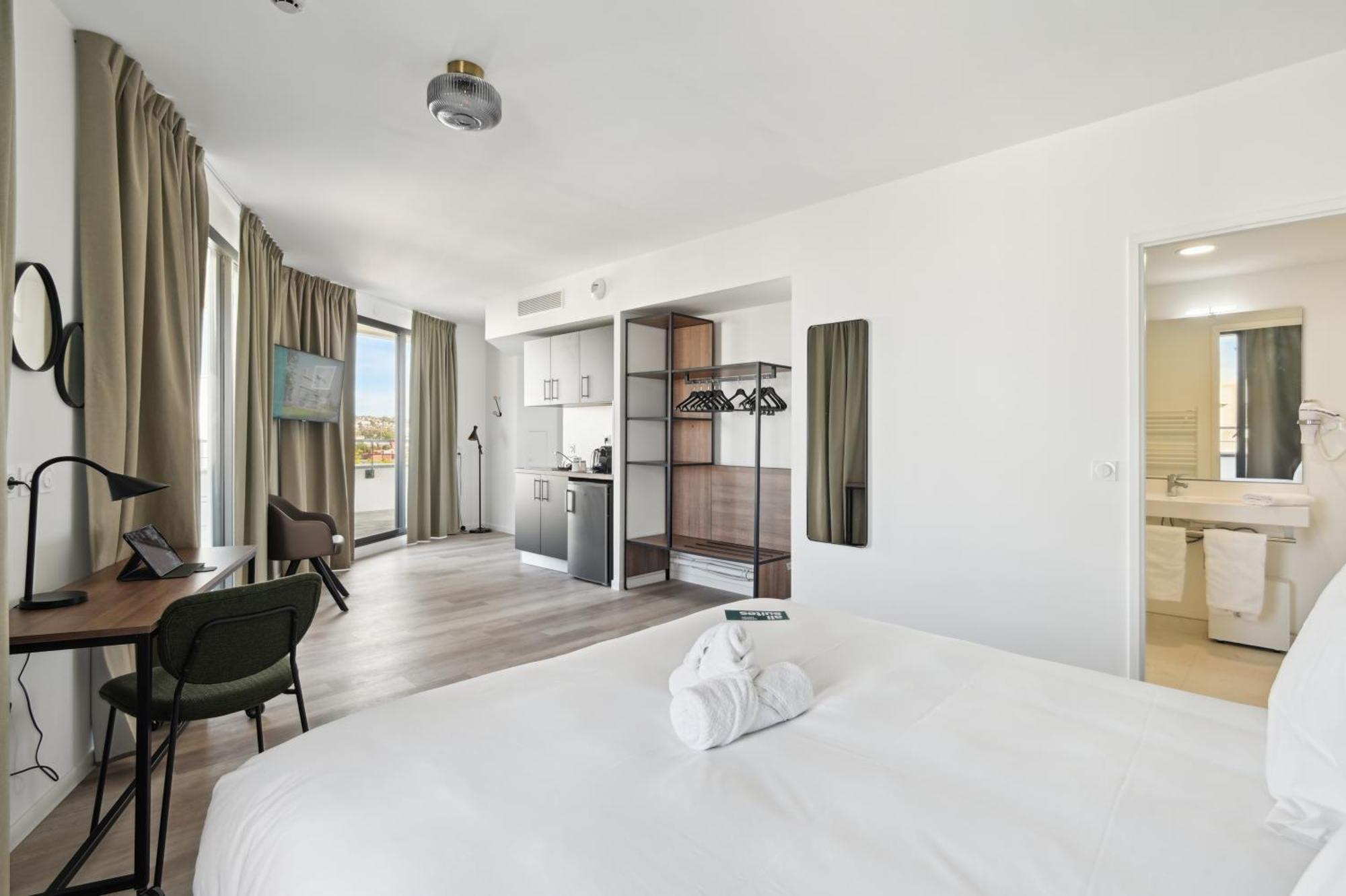 All Suites Paris Ouest Colombes Colombes  Bagian luar foto