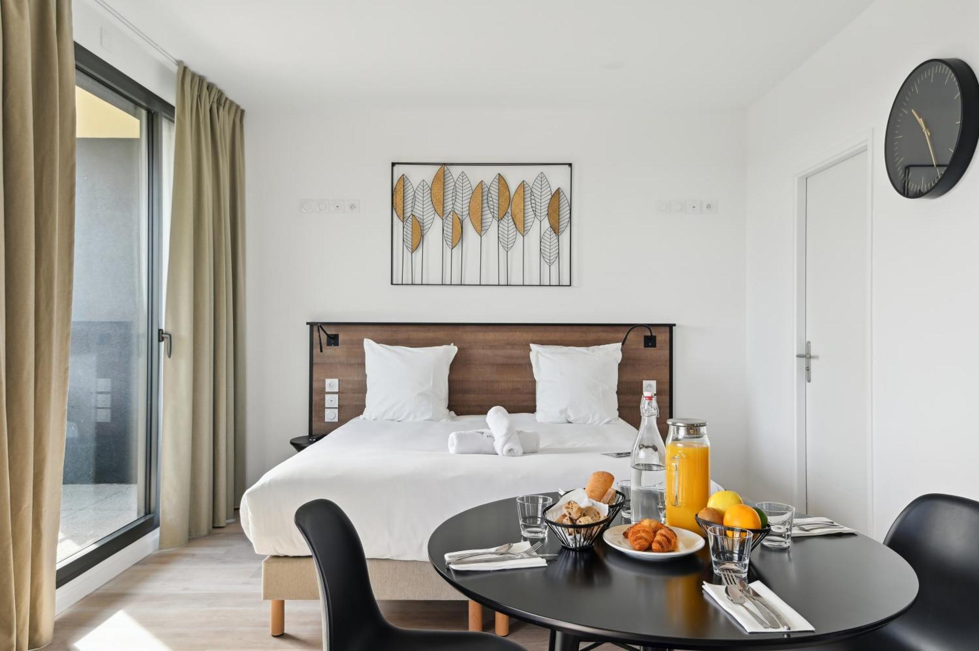 All Suites Paris Ouest Colombes Colombes  Bagian luar foto