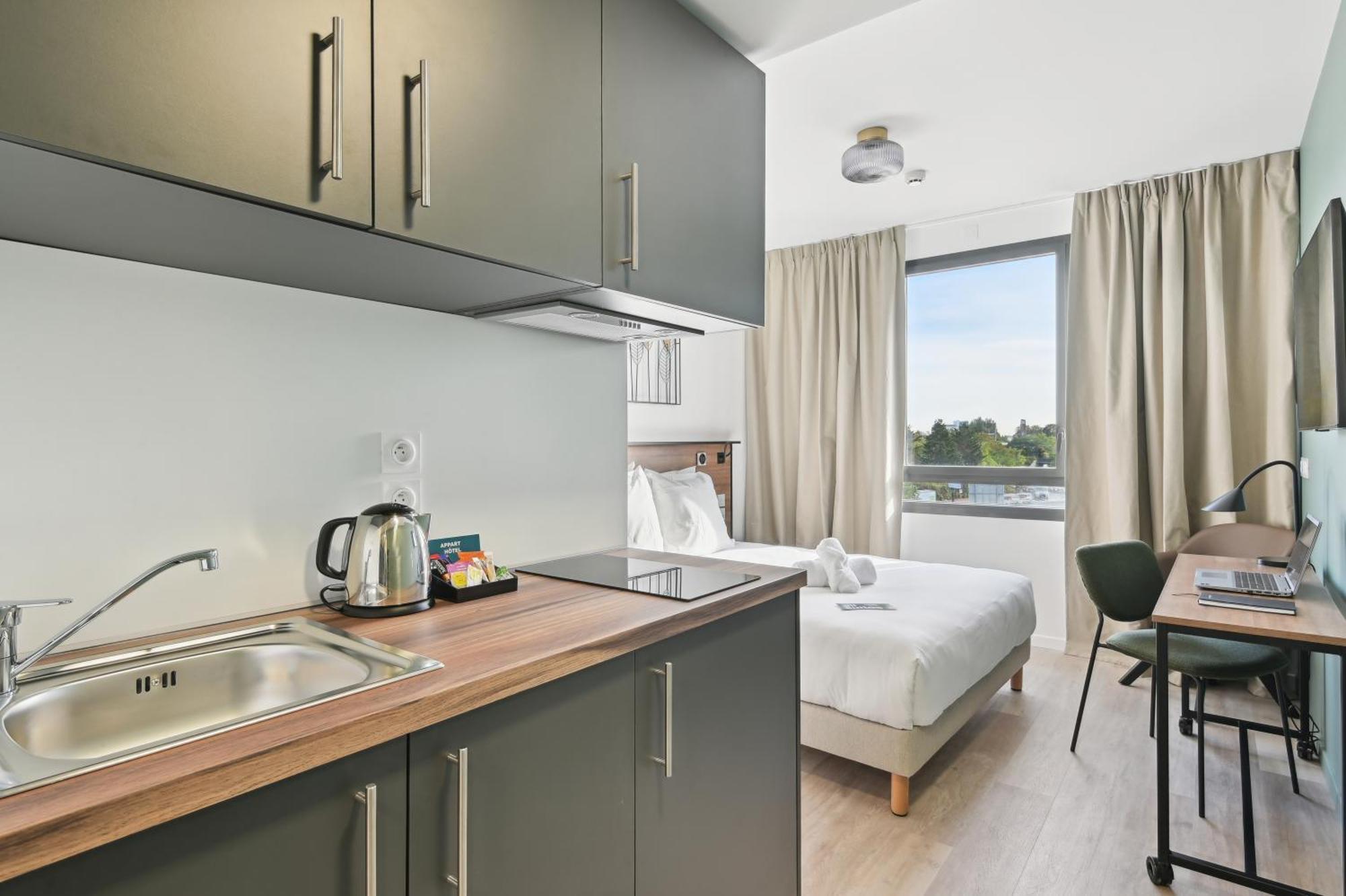 All Suites Paris Ouest Colombes Colombes  Bagian luar foto